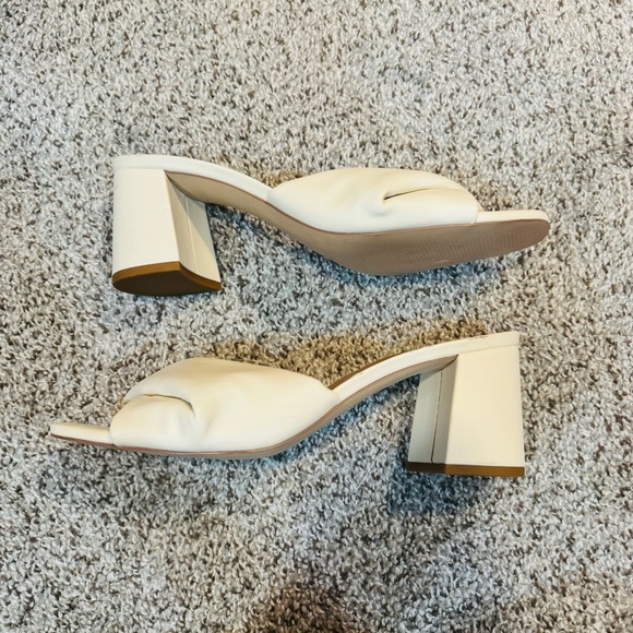 NEW Loredo Heeled Sandal In Ivory Vanilla Nordstrom Rack Size 10 - Picture 5 of 8